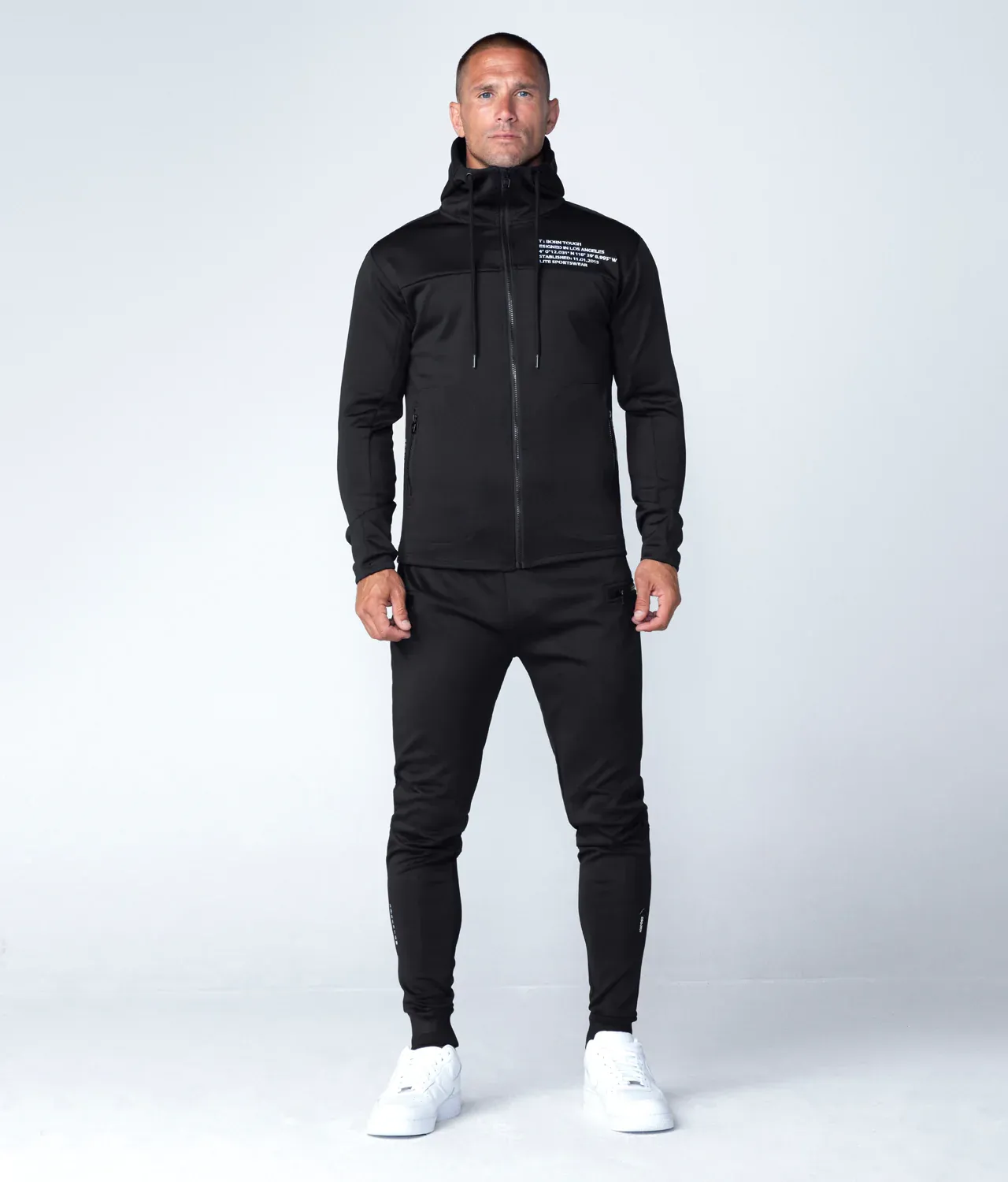 8500 . Momentum Regular-Fit Jogger - Black