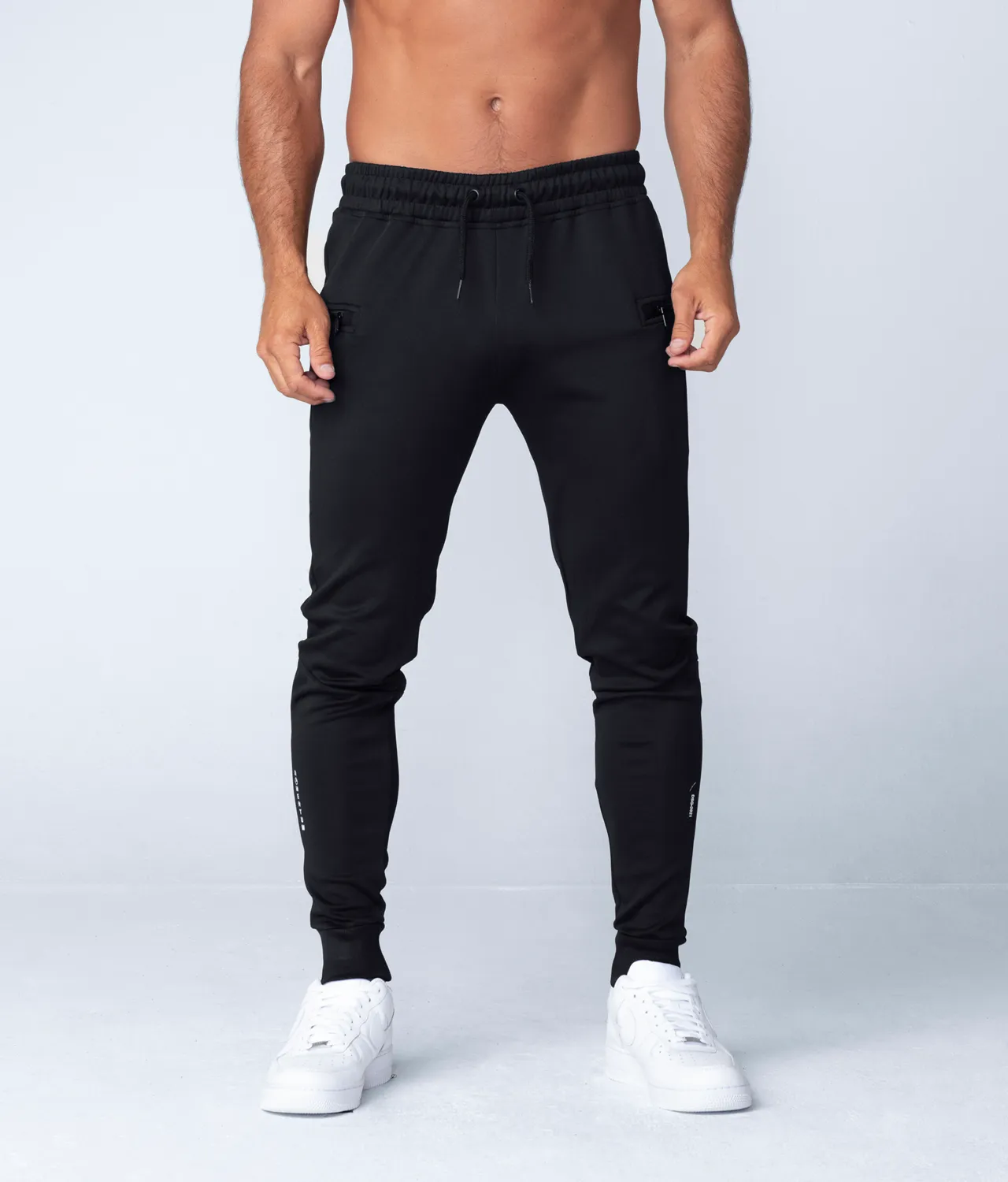 Born Tough Momentum Black Bodybuilding Jogger Pants for Men