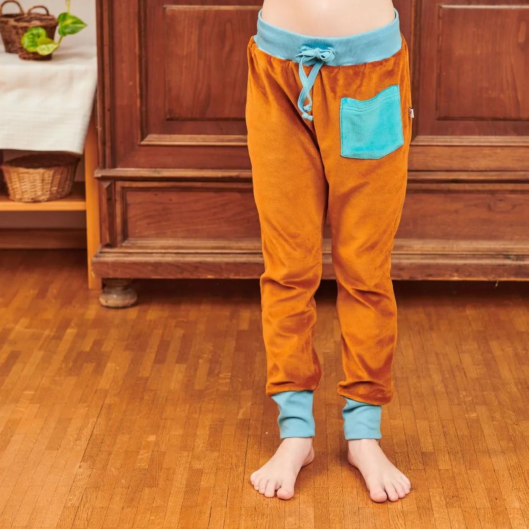 Girls sweatpants "Nicki Caramel | Nicki Pagoda Blue" - 100% organic cotton