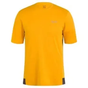 RAPHA Explore Technical Tshirt - MMI Dark Yellow